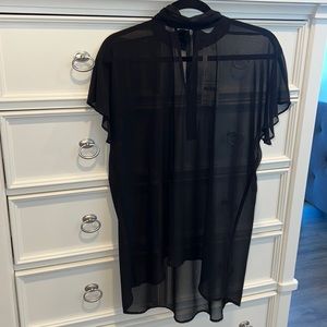 NWT Woman’s mock neck hi-low black blouse